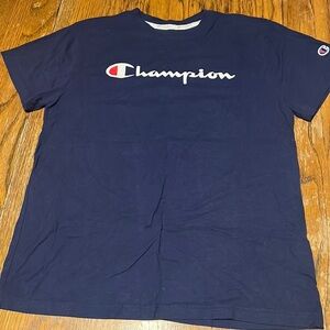 ⭐️women’s Champion tshirt